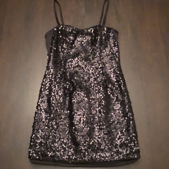 H&M - Black Sequin Dress - Picture 2 of 5